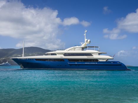 Expensive yacht chartered by the week in the caribbean