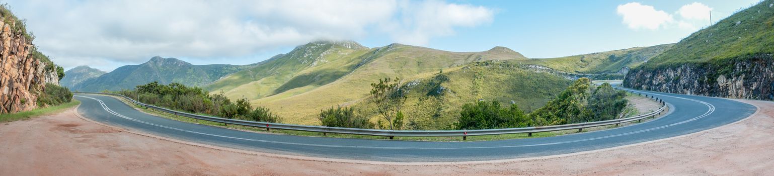 Robinson Pass over the Outeniqua Mountains between Mosselbay and Oudtshoorn in the Western Cape Province of South Africa