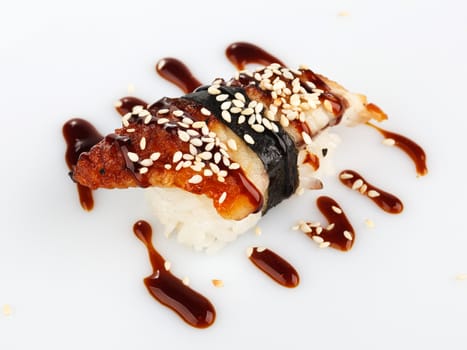 Nigiri sushi with  sauce