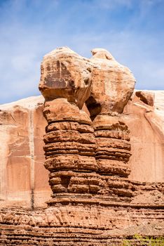 hoodoo rock formations at utah national park mountains