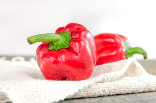 red bell peppers , fresh  vegetable