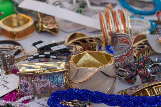 The open market of accessories