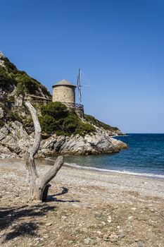 The beach of Lakes is a small rocky cove with some sand, found at north of the old town of Alonissos, known as Old Alonissos.