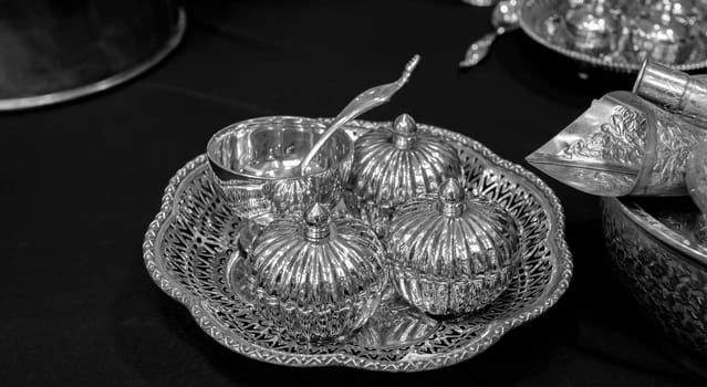 silverware black and white