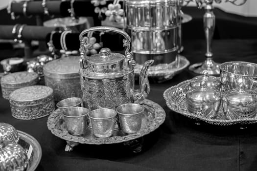 silverware black and white