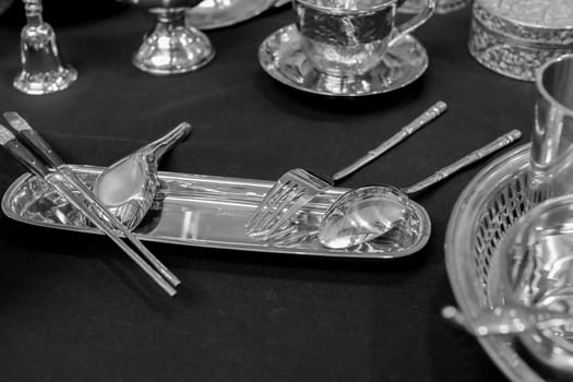 silverware black and white