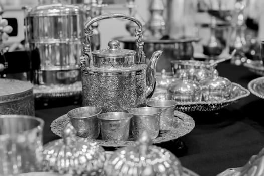 silverware black and white