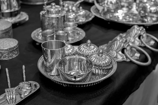 silverware black and white