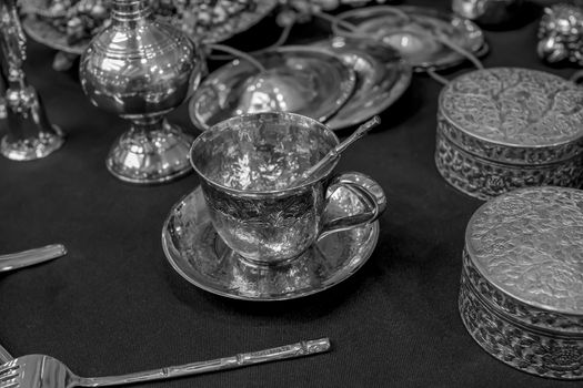 silverware black and white