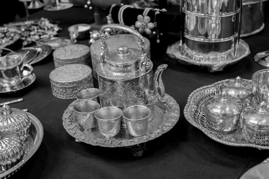 silverware black and white