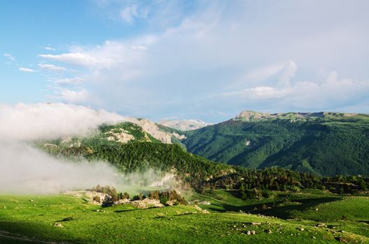 La Federación Navarra de Montaña apuesta por el Refugio de Belagua. 