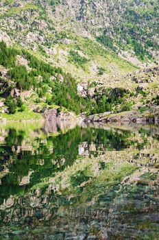 A picture from the river at Pyrenees mountians