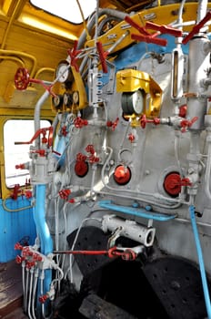 Management elements in an engine cabin