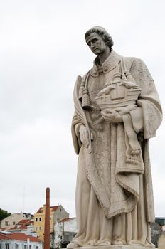 lisbon city portugal statue of Saint Vincent landmark 
