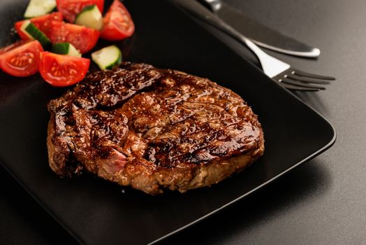 Grilled steak and vegetables