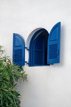 Traditional architecture of Oia village on Santorini island, Greece