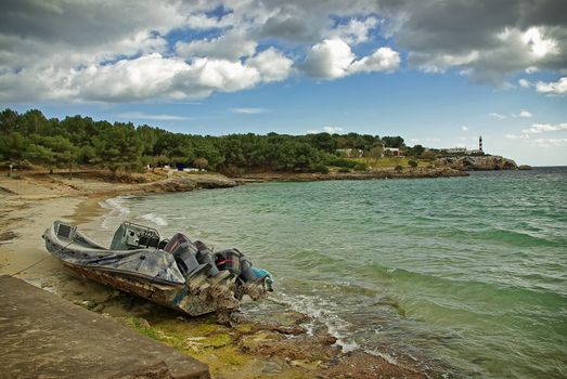 drug trafficking boat crashed on the coastside