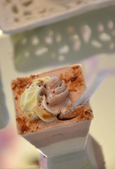 Picture of a birthday Cupcakes in a plastic cans