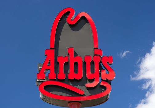 HOPKINS, MN/USA - AUGUST 11, 2015: Arby's restaurant exterior and sign. Arby's is the second largest fast food sandwich chain in the United States.