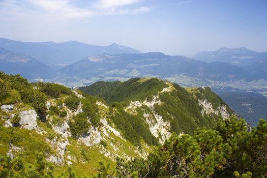 The Unterberghorn (1,773 m above sea level ) in the Austrian district of Kitzbühel in Tyrol is the highest peak between the mountain ranges of the Wilder Kaiser and Loferer Steinberge.