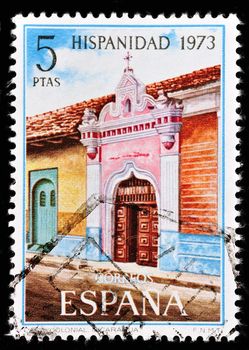 SPAIN - CIRCA 1973: A stamp printed in Spain shows house facade, circa 1973.