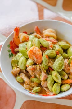 Stir-fried stink bean with shrimp and chili