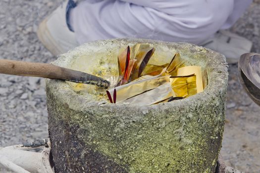 gold leaf casting