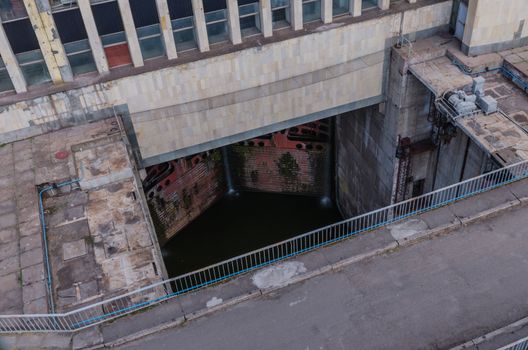 the sluice gates of the dam