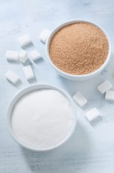 Different types of sugar: brown, white and refined sugar