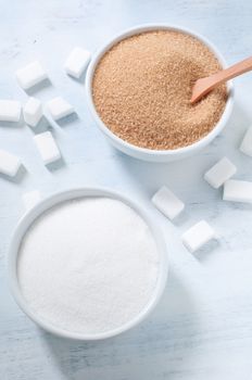 Different types of sugar: brown, white and refined sugar
