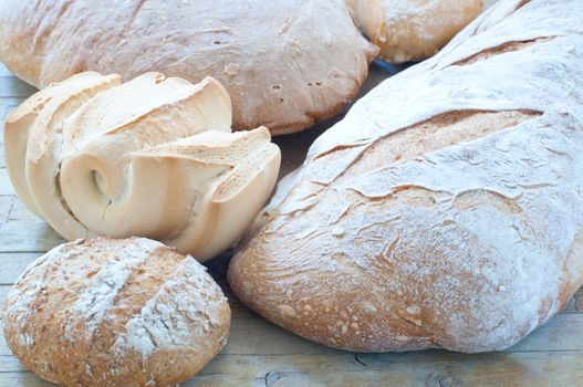 Different varieties of Italian pasta and homemade bread