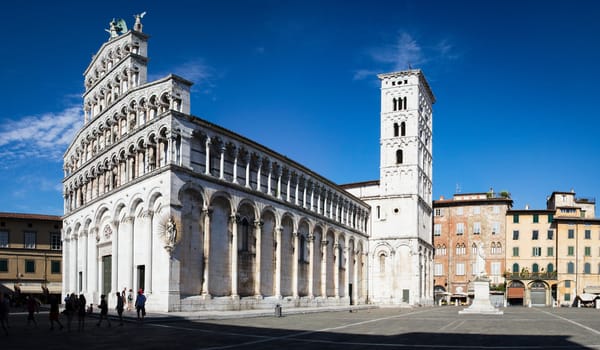 Catholic place of worship of Lucca, which is located in Piazza San Michele.