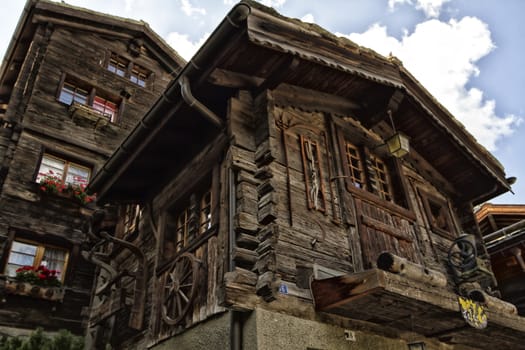 Two magnificent wooden Swiss chalets