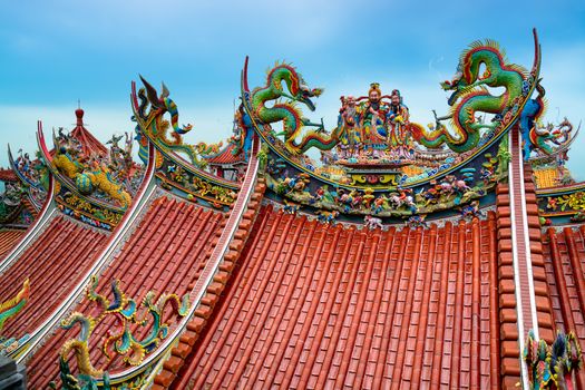 Decoration on the rooftop of a Bishan Temple in Taipei. 