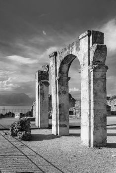 Caves of Catullus,the Roman villa knows as Villa Catulliana or "Grotte di Catullus",the 1st century BC,the columns of cryptoporticus