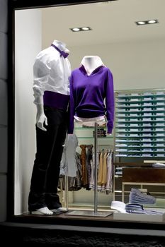 showcase (window) of modern fashion strore 