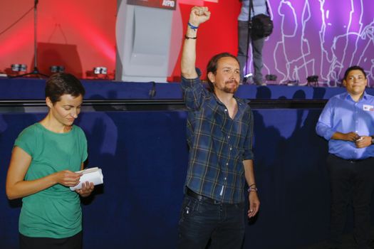 GREECE, Athens: Pablo Iglesias, the leader of the Spanish anti-austerity Podemos party, makes a clenched fist salute to Syriza supporters during the party's final election rally at Syntagma Square, Athens on September 18, 2015 two days ahead of the Greek General Election