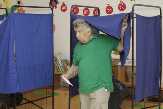 GREECE, Athens: Approximately 10 million voters are called upon to vote in the snap general election to elect a new parliament on September 20, 2015, only eight months after the last general election in Greece  Greek voters head to the polls today in a tightly fought general election which is expected to be nail-bitingly close. 	