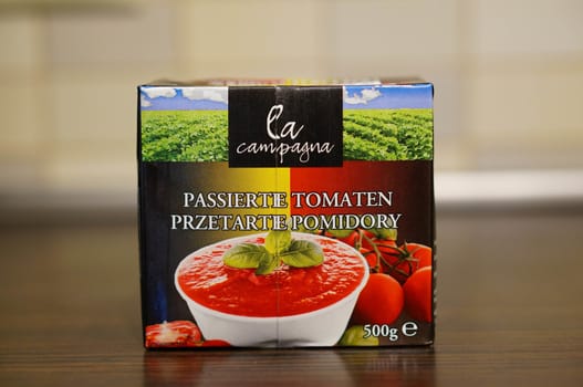 POZNAN, POLAND - SEPTEMBER 24, 2015: La Campagna blend tomato in a box