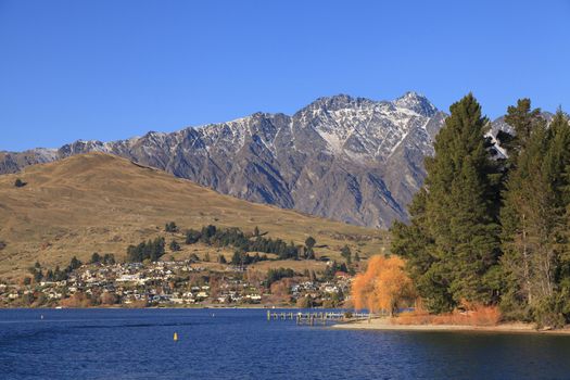 The Remarkables mountain and Lake Wakatipu in Queenstown, Otago region, South Island, New Zealand.