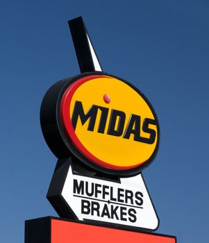 PASADENA, CA/USA - JUNE 21, 2015: Midas Automotive Service facility.  Midas, Inc. is a chain of automotive service centers headquartered in Itasca, Illinois.