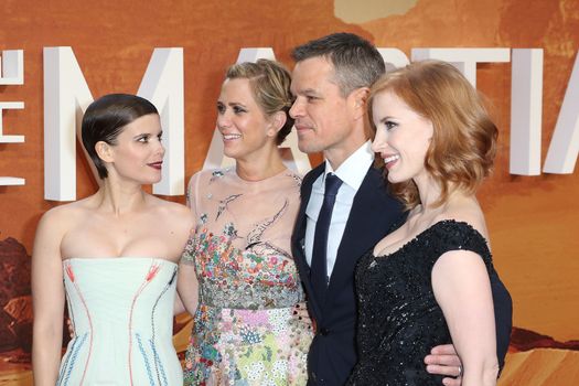 ENGLAND, London: Kate Mara (L), Kristen Wiig (mid L), Matt Damon (mid R) and Jessica Chastain (R) attend the European premiere of The Martian in Leicester Square in London, UK on September 24, 2015