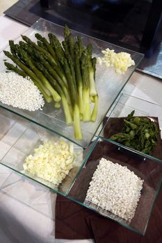 plate of asparagus with garnish