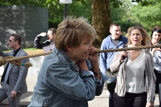 UNITED KINGDOM, London: Emma Thompson pulls Aurora	Actress Emma Thompson joined John Sauven, director of Greenpeace, and a number of activists and other members of the public outside Shell's Headquarters in London on September 29, 2015 to celebrate the announcement that Shell had abandoned its plans to drill for oil in the Arctic.  	According to our contributor about 50 to 100 people listened as Sauven and Thompson spoke of the victory and their continuing fight, which would see their puppet polar bear Aurora being relocated to Paris. 