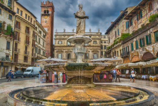 square herbs verona