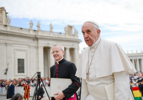 VATICAN, Vatican City: Pope Francis is surrounded by a crowd at his weekly general audience at St. Peter's Square on September 30, 2015, after returning from a tour of the U.S. and Cuba. 