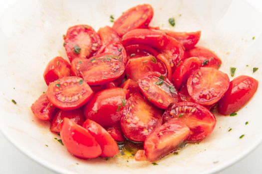 cherry tomato with basil and balsamic vinegar