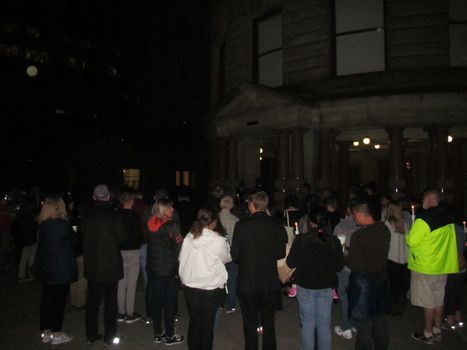 US, Portland: Religious leaders, police and locals attended a vigil outside Portland City Hall on September 1, 2015, following a mass shooting at Umpqua Community College, Roseburg. 13 people are now confirmed to have been shot dead at the college. Members of the Oregon Symphony also played at the vigil.