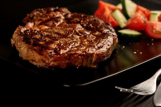 Grilled steak and vegetables