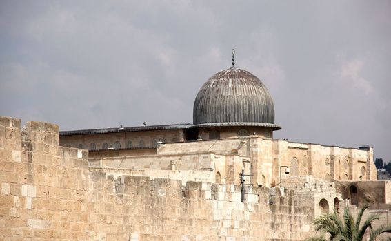 Temple mount Al Aqsa mosque and old city jerusalem walls